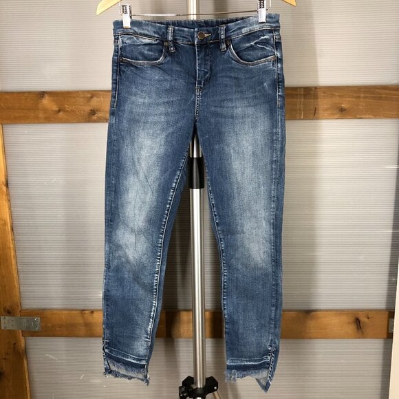 Blank NYC Intro Distressed High Low Raw Hem Denim Jeans Sz 28 - Picture 2 of 11